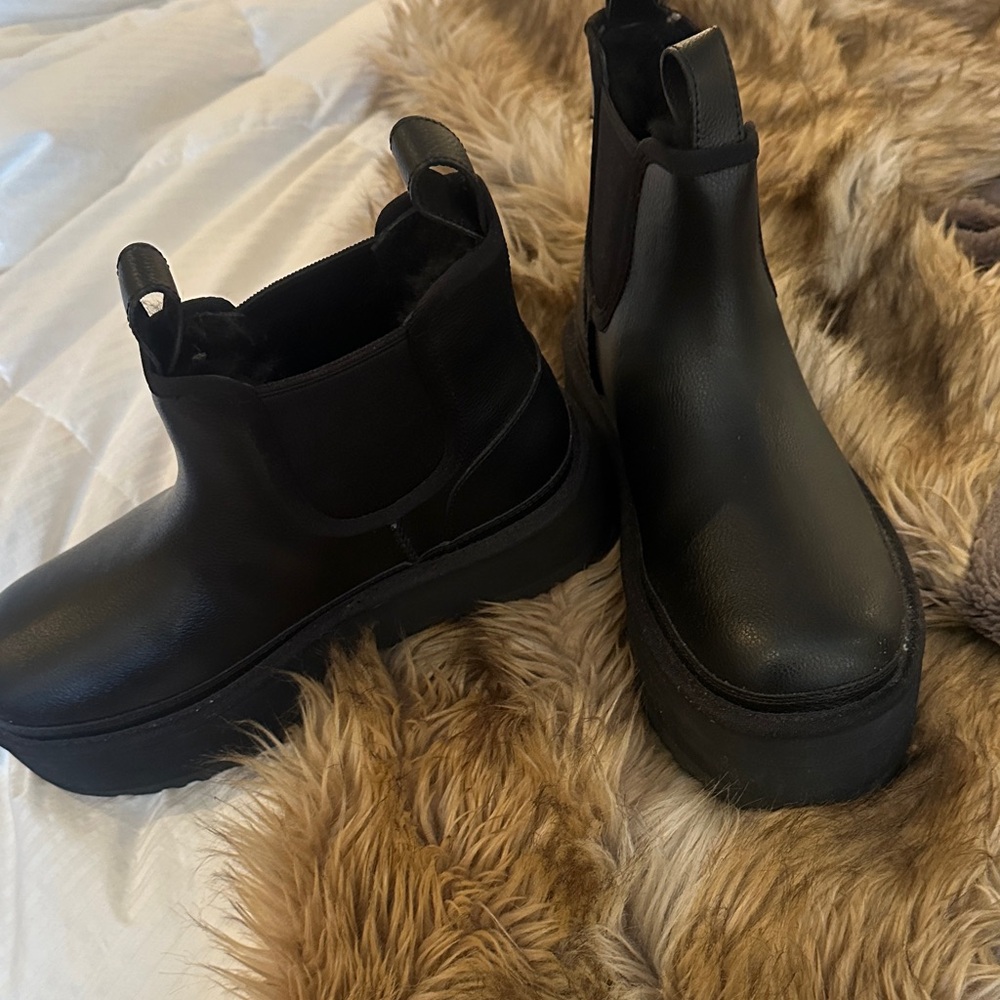 UGG Black Platform Chelsea Boot